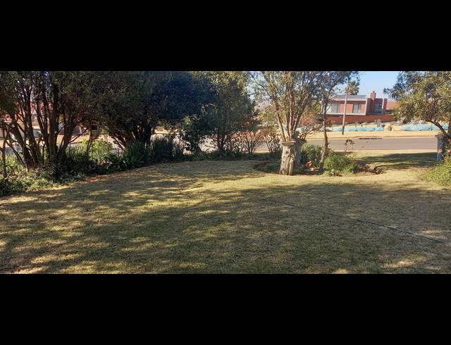 3 BEDROOM HOUSE FOR SALE IN OVERKRUIN